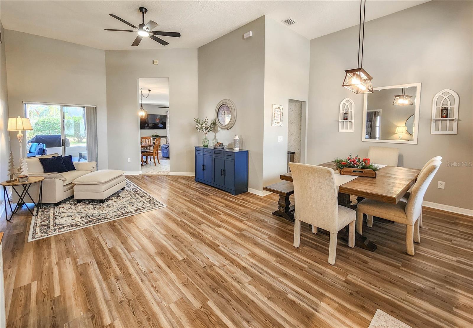 42 Woodlyn Lane, FL