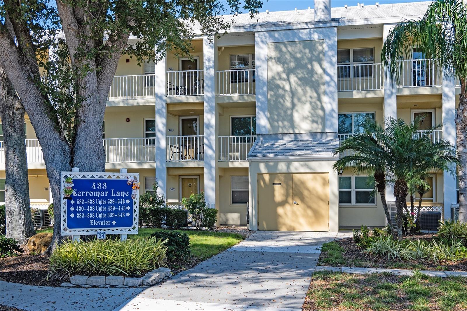 433 Cerromar Lane, FL