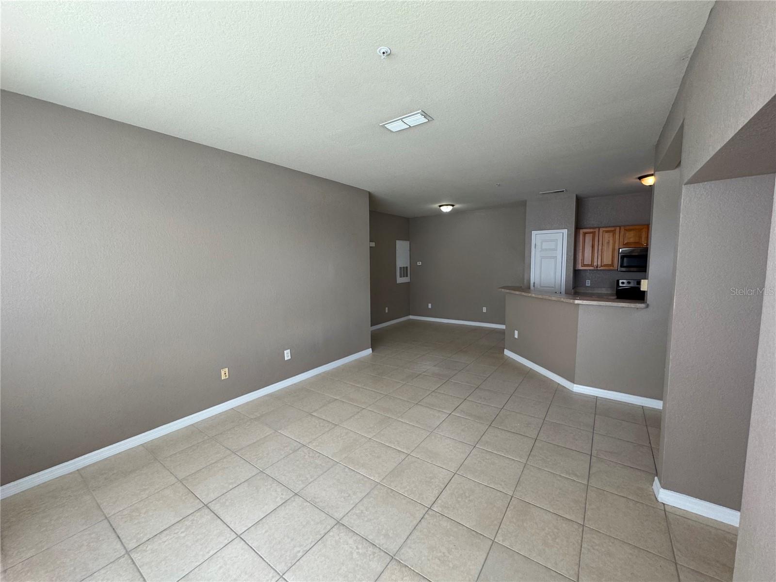 9061 Lee Vista Boulevard, FL