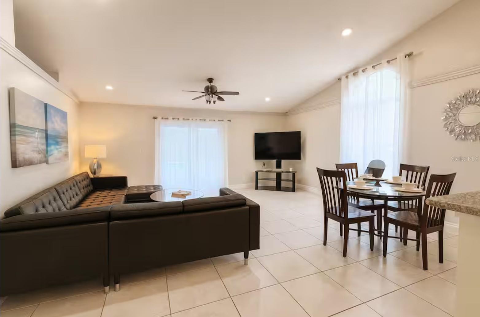 3275 Smoke Signal Circle, FL