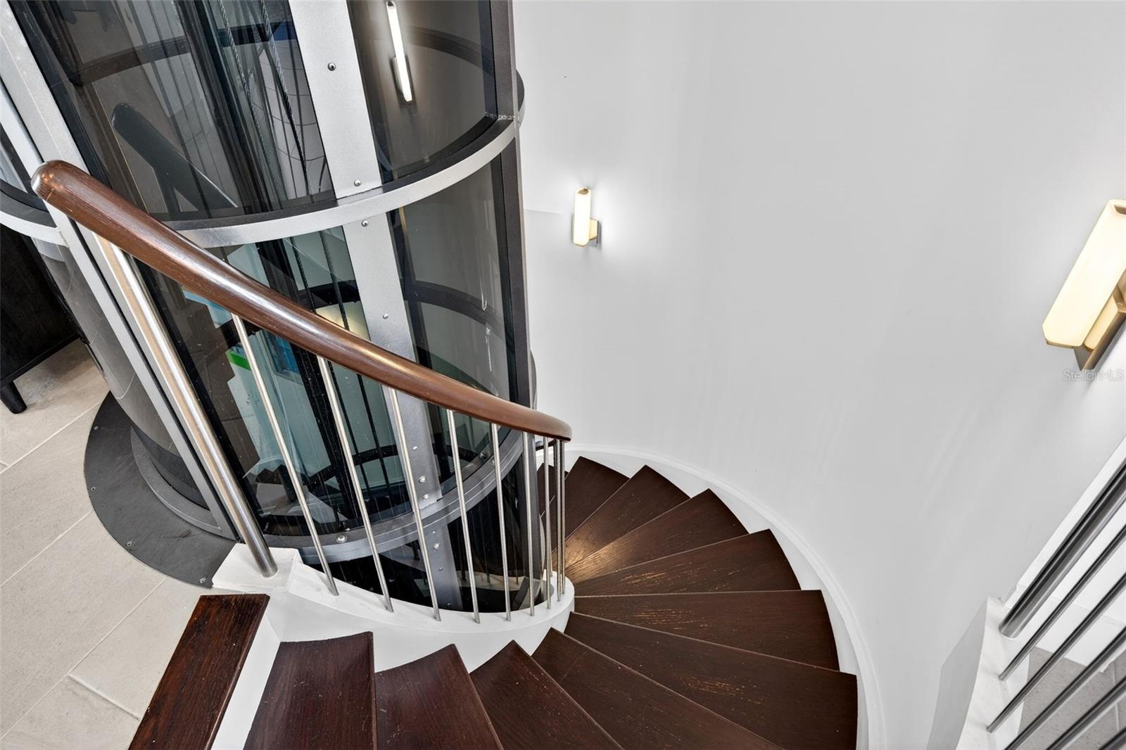234 Cosmopolitan Court, FL