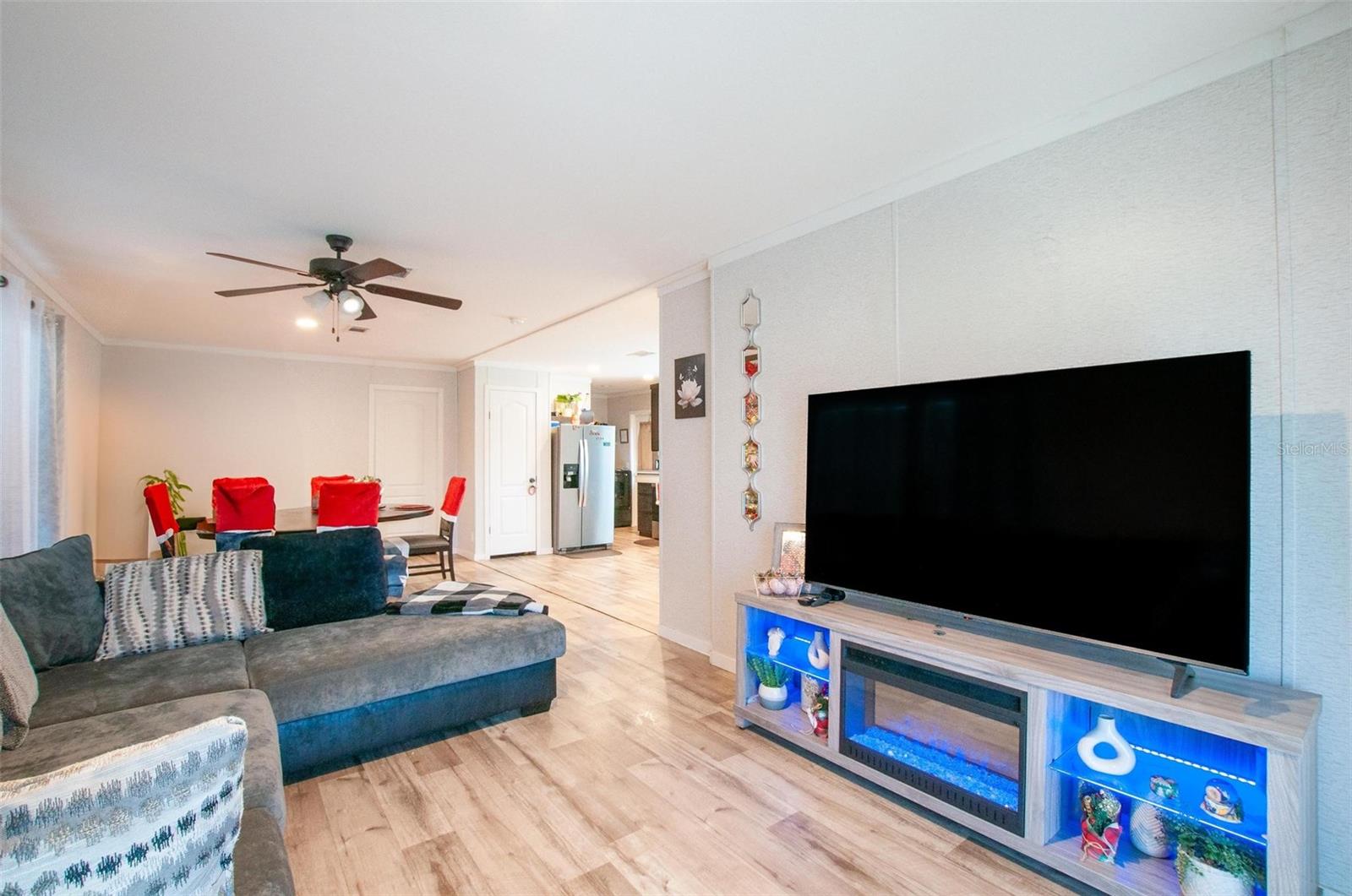 2837 Persimmon Drive, FL