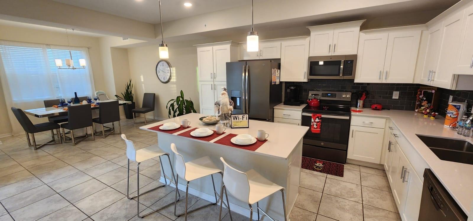 3150 Paradox Circle, FL