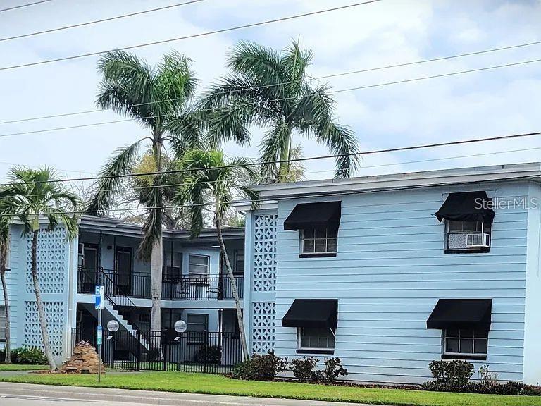 4018 6th Street, FL