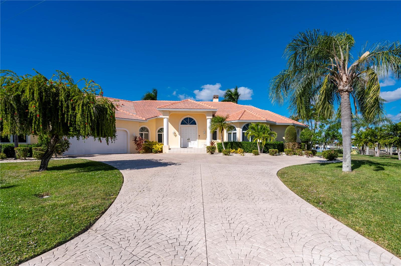 1030 Conecta Drive, FL