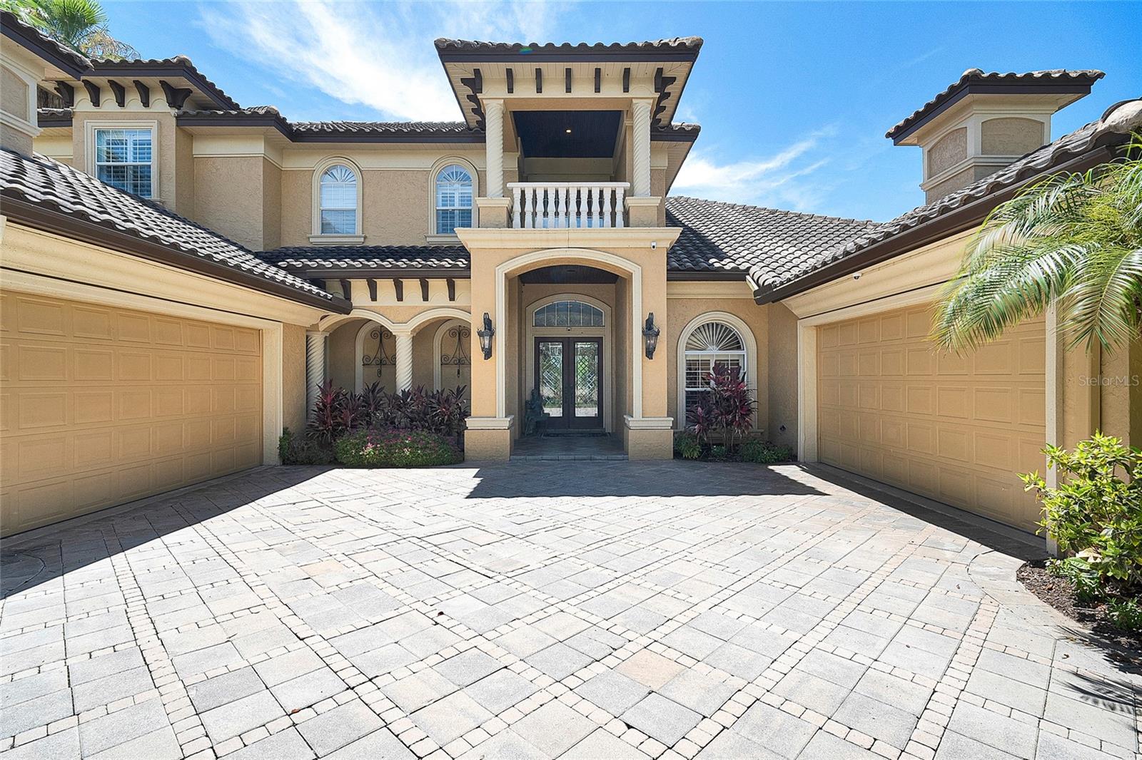8707 Silverthorn Road, FL