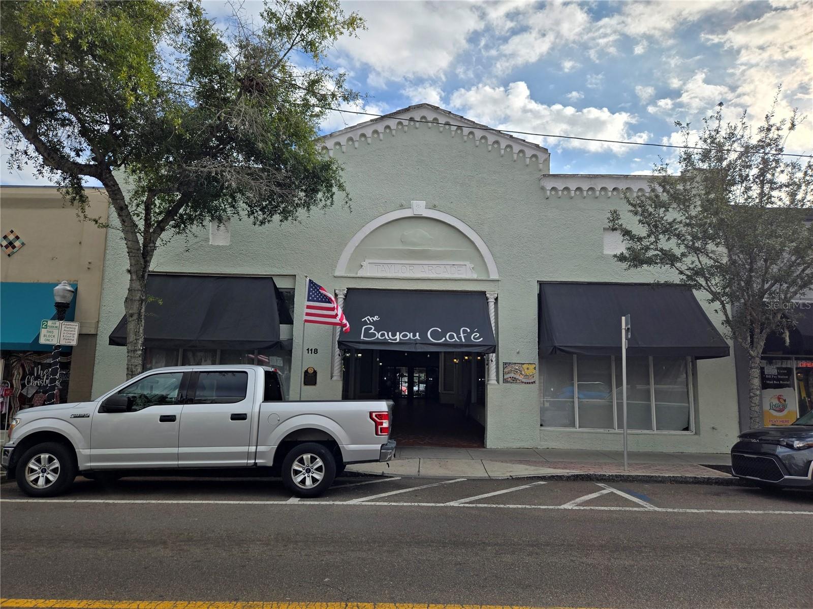 118 Tarpon Avenue, FL