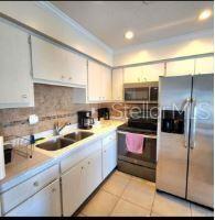 525 Manatee Court, FL
