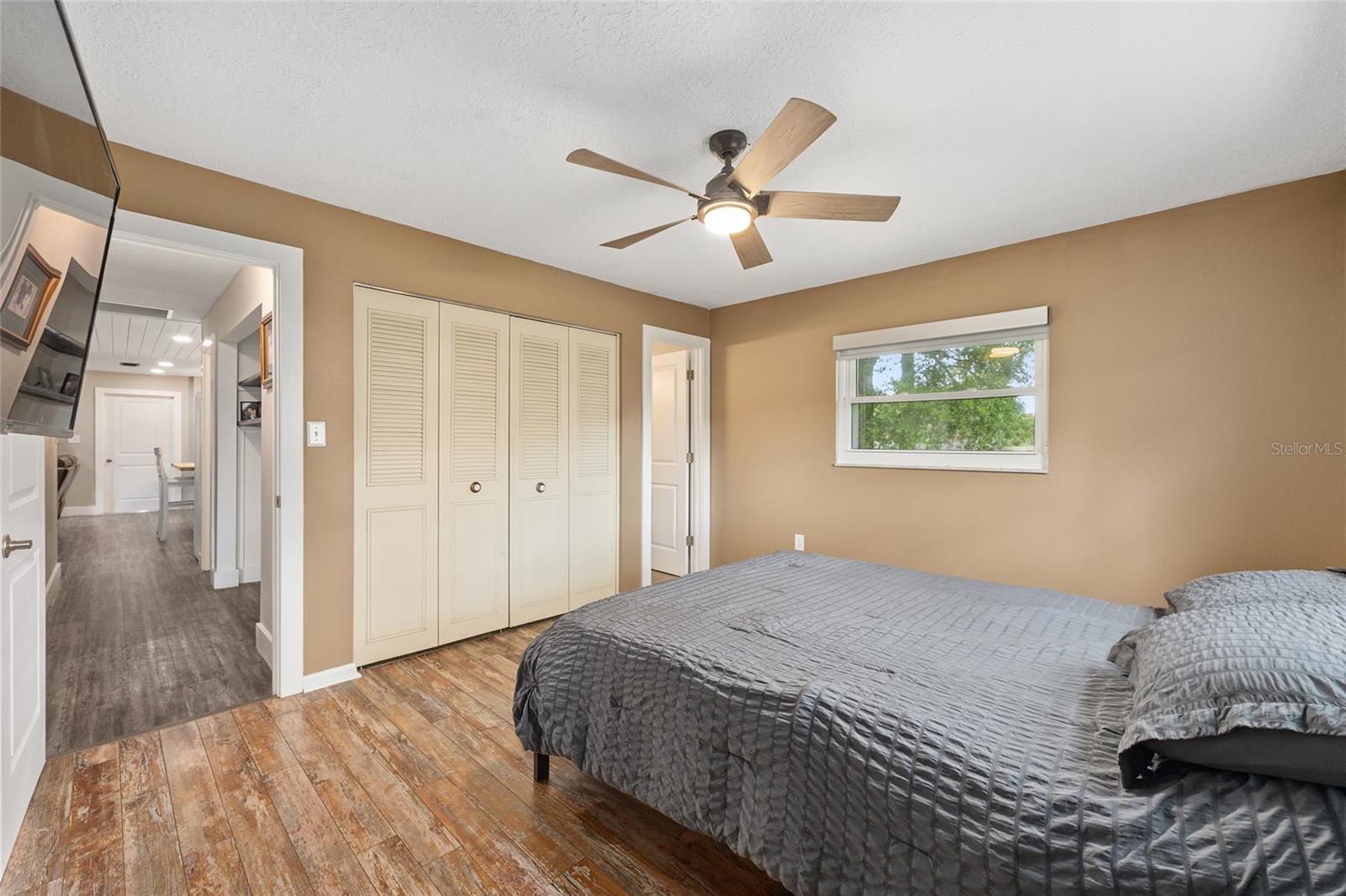 903 17th Court, FL