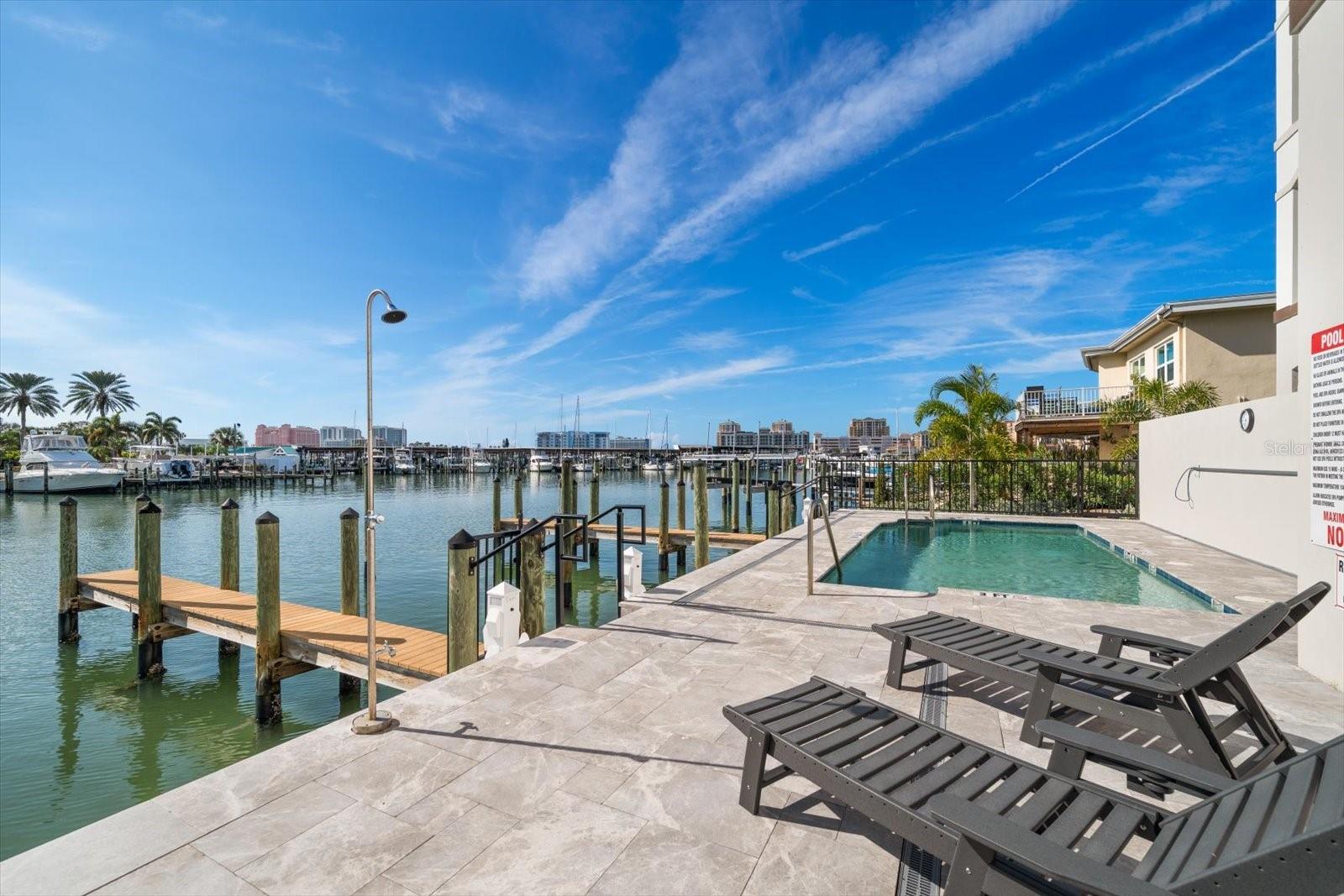 211 Dolphin Point, FL
