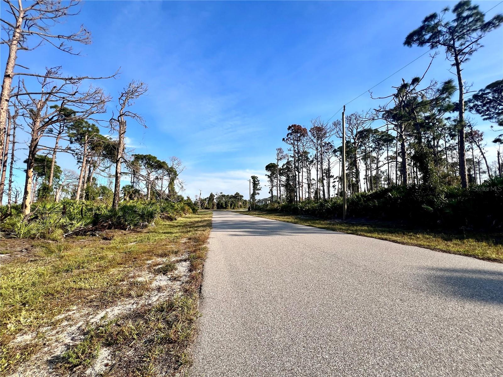 6 Adrift Court, FL