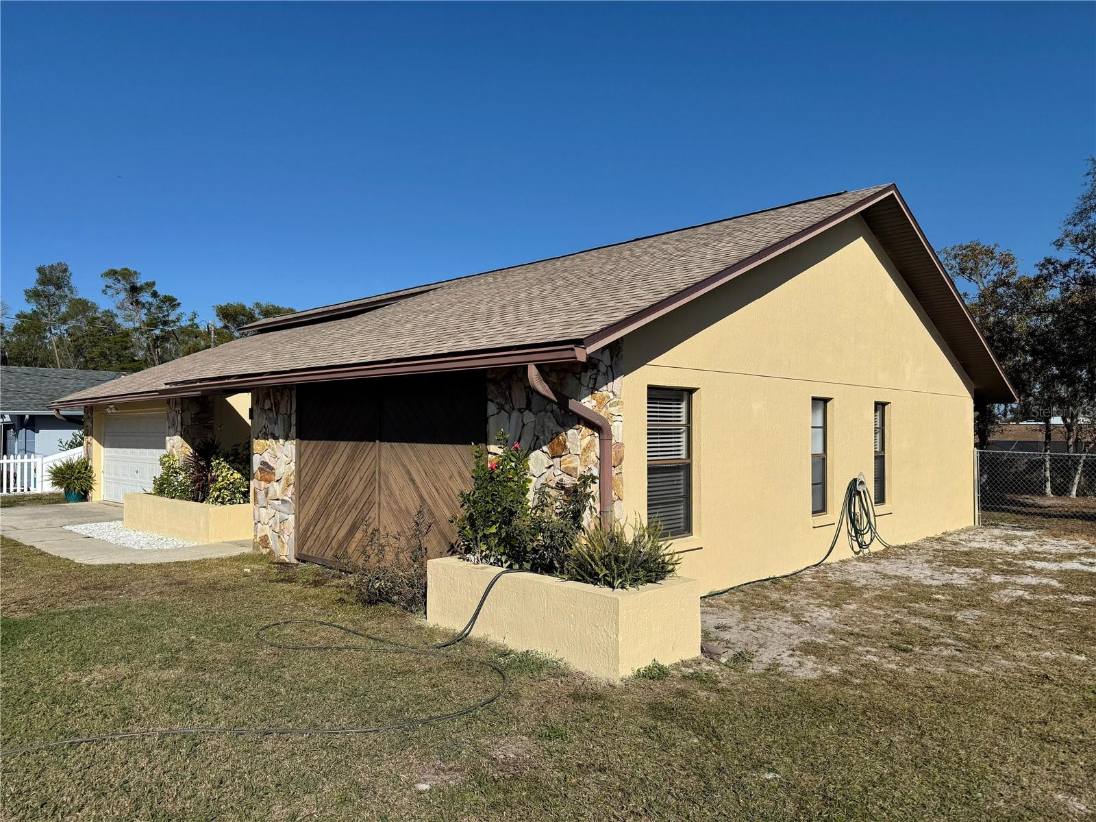 5389 Frost Road, FL