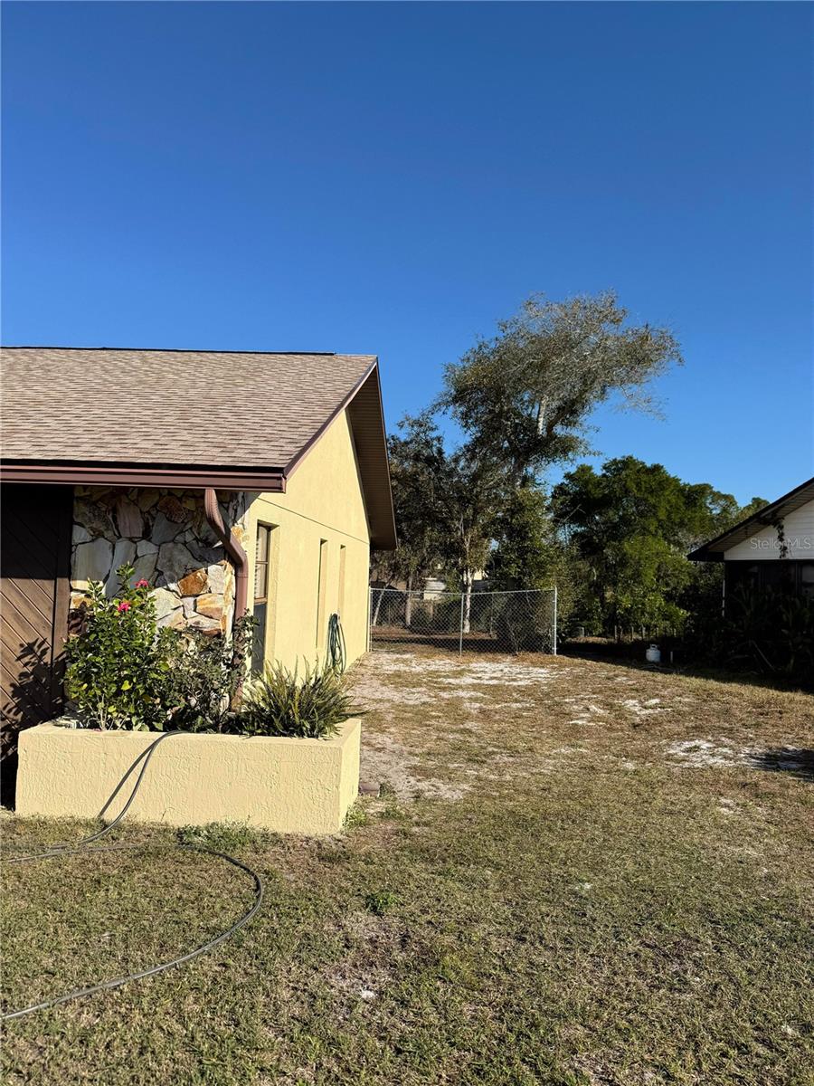 5389 Frost Road, FL