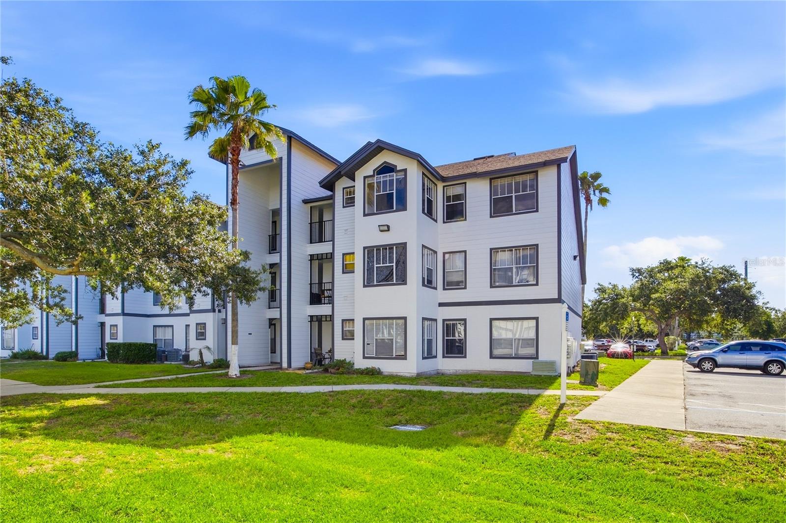 2207 Antigua Place, FL