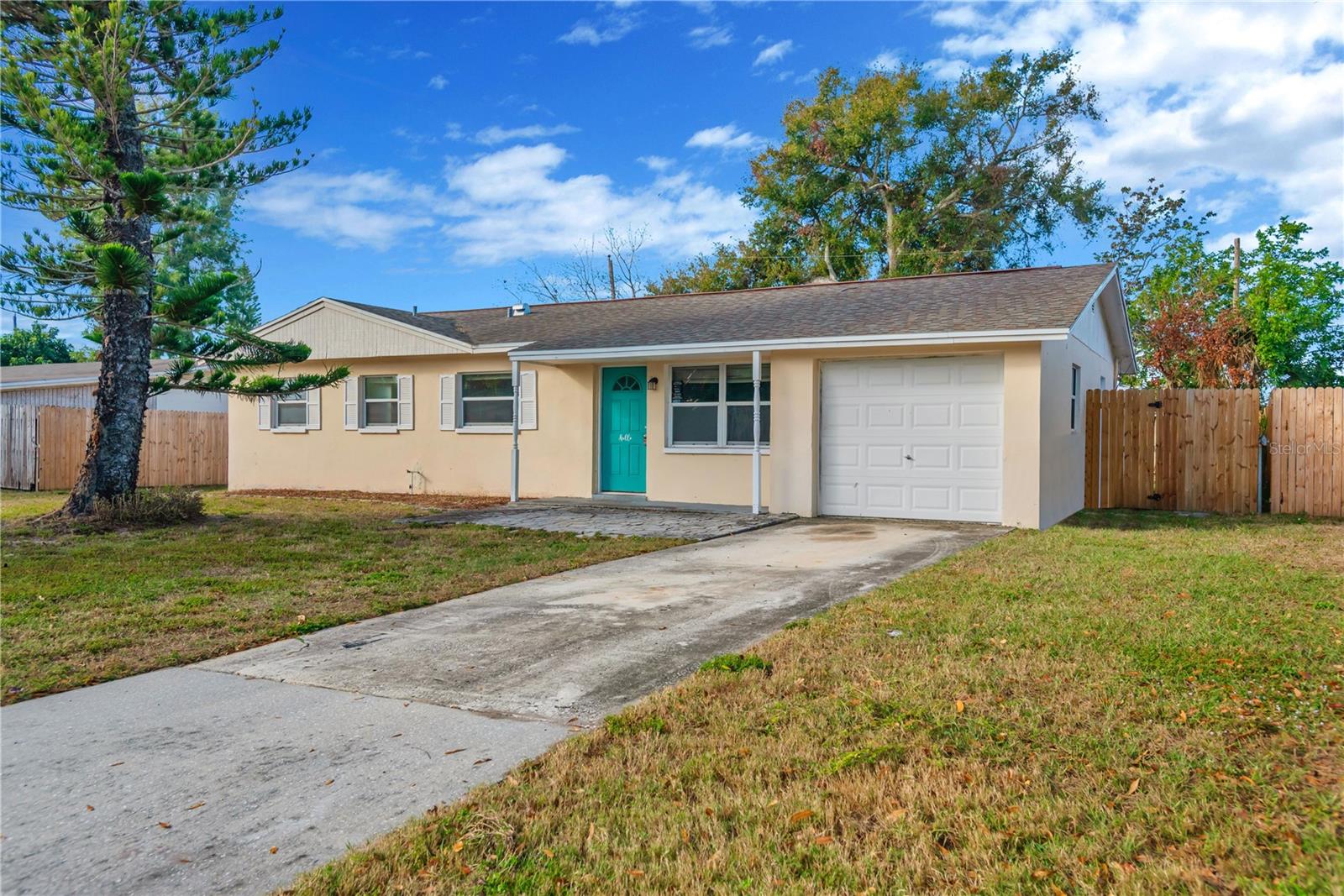 8232 Lark Street, FL