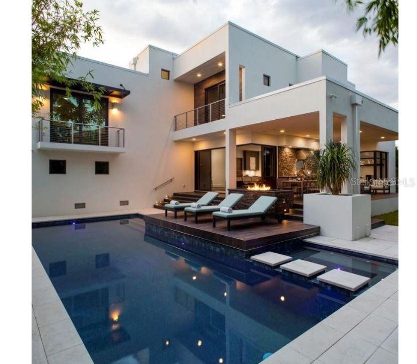 356 Bayview Drive, FL
