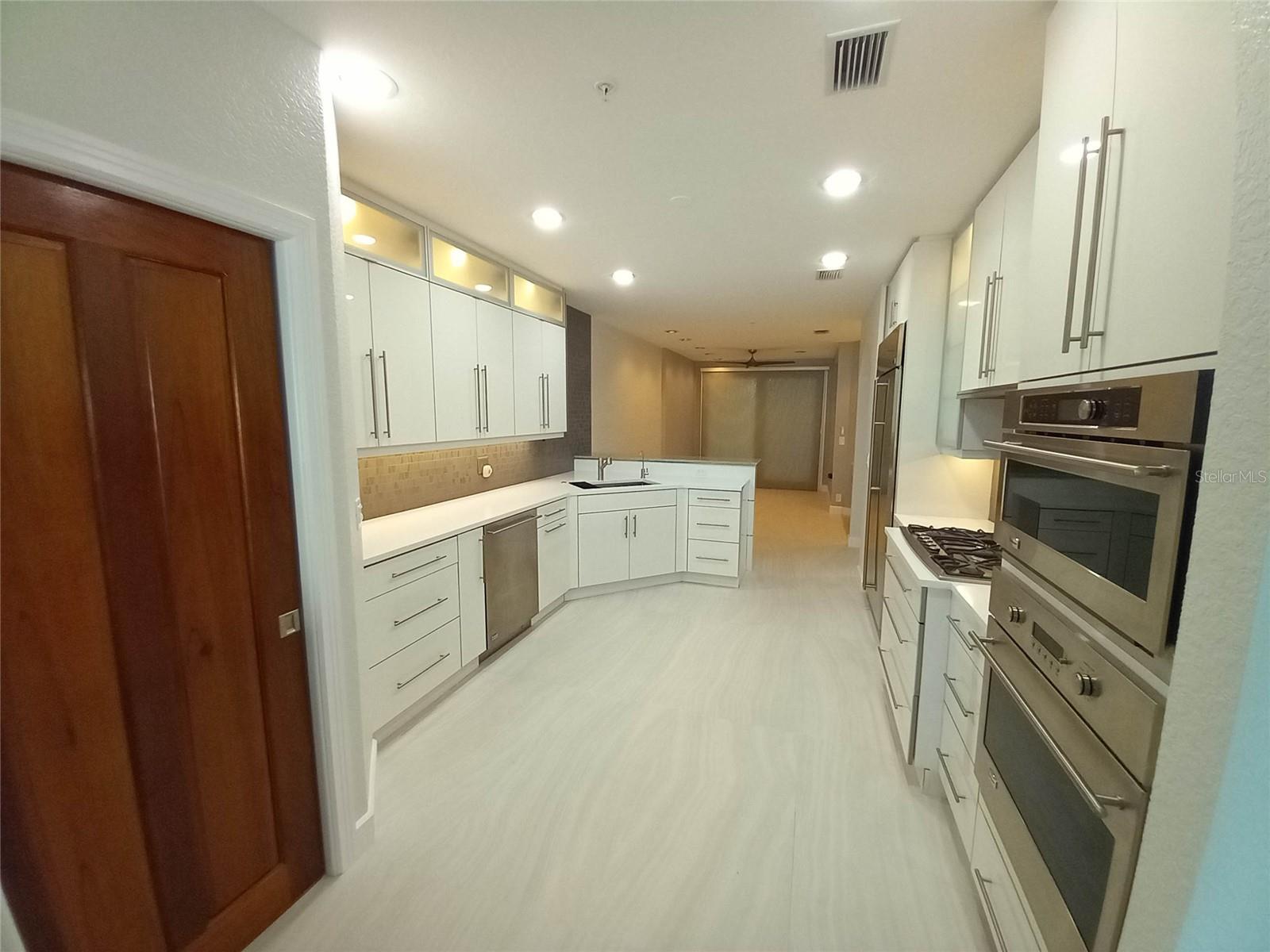 360 Gulf Of Mexico Drive, FL