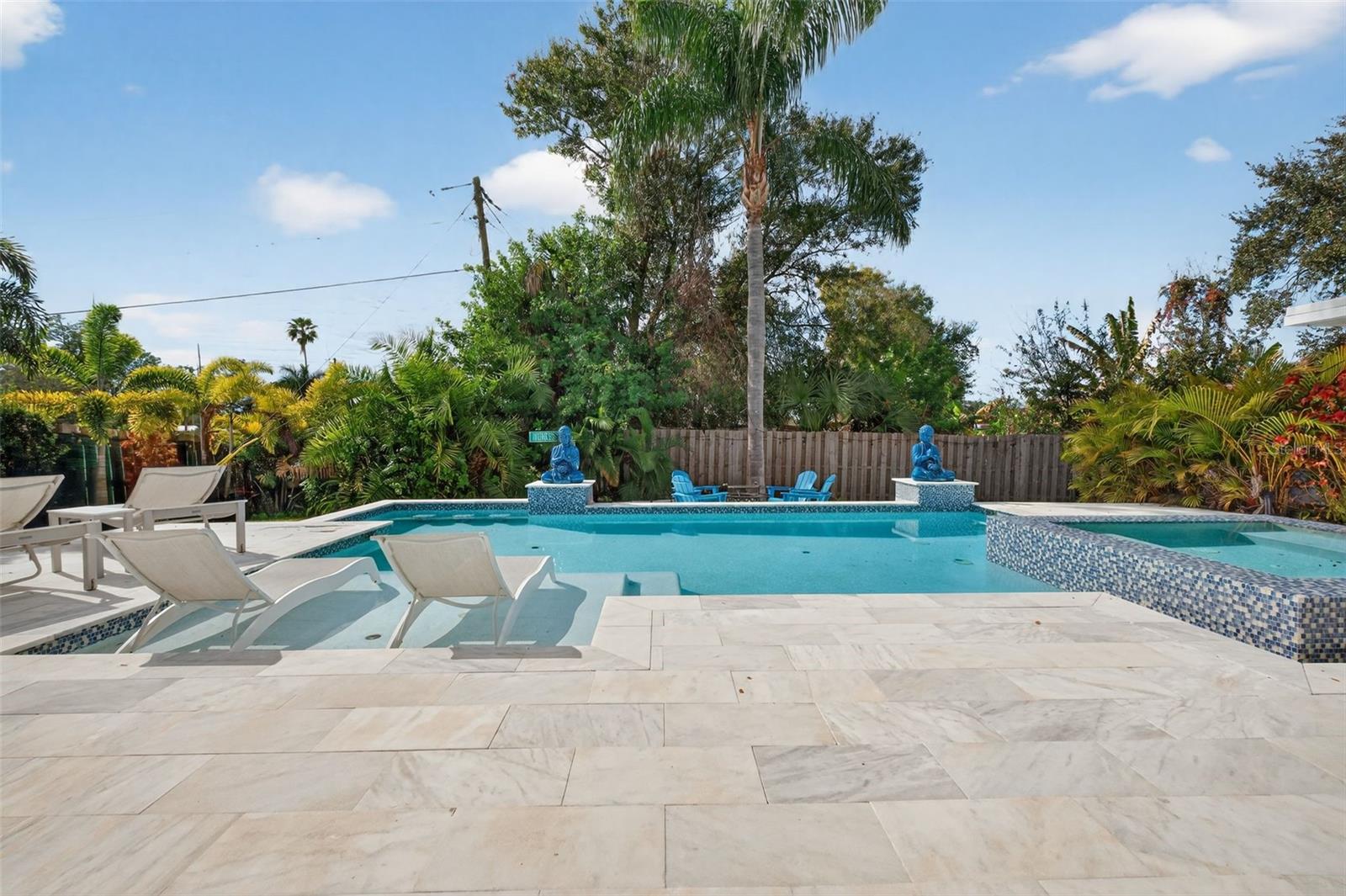 5676 Beneva Woods Circle, FL