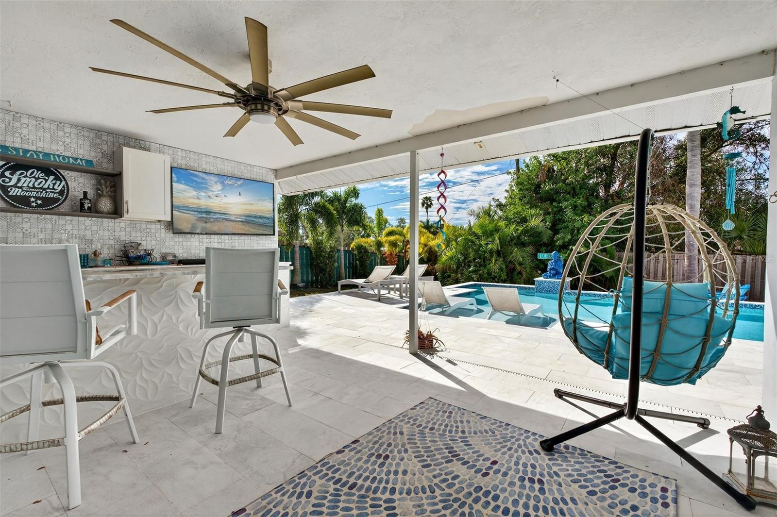 5676 Beneva Woods Circle, FL