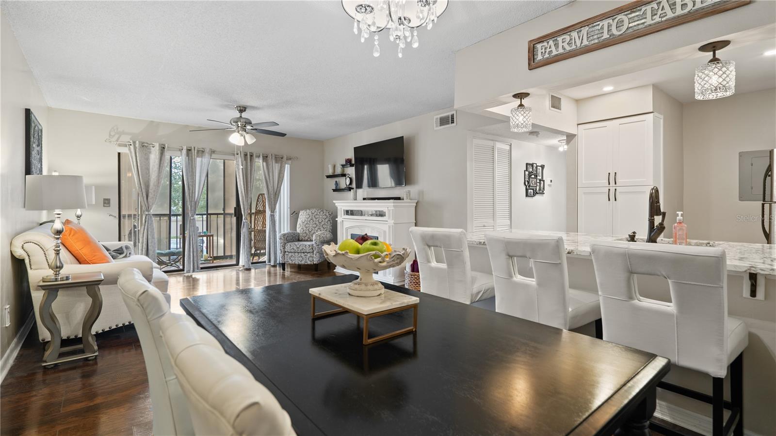 8203 Sun Spring Circle, FL
