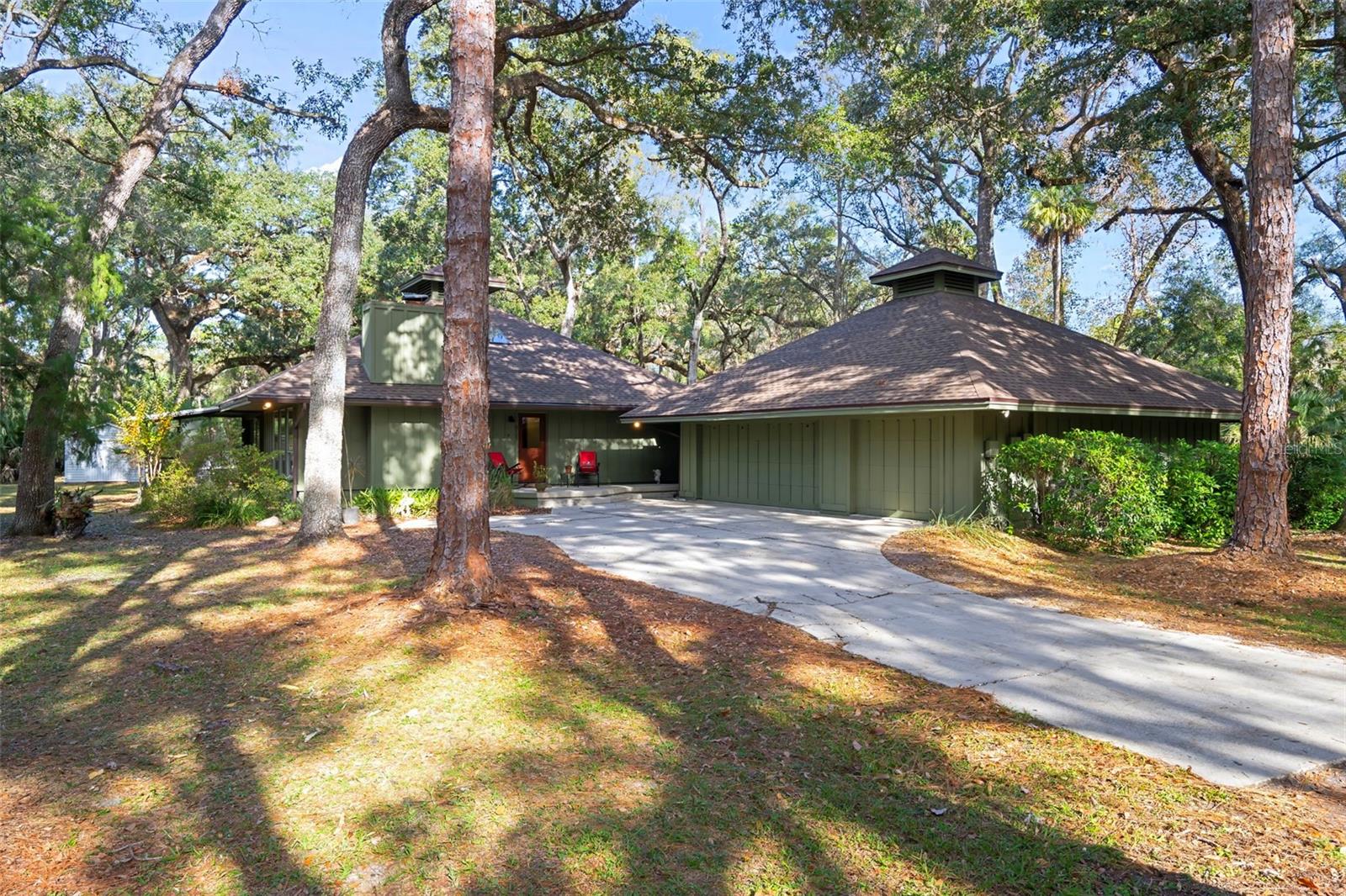 8725 Quail Run Drive, FL