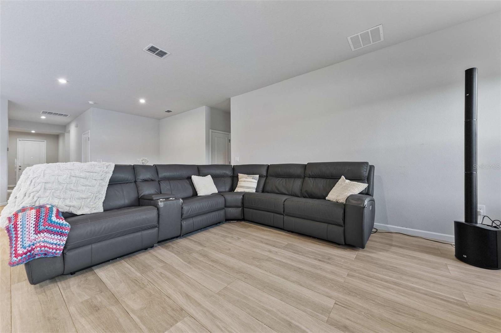 194 Eagle Harbor Way, FL