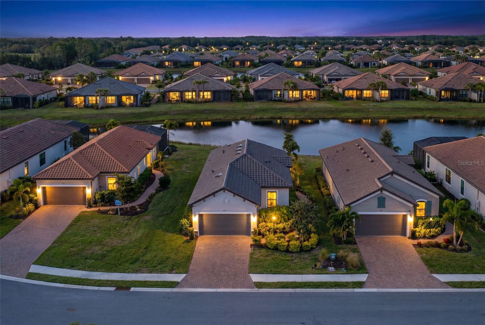 3021 Veneto Court, FL