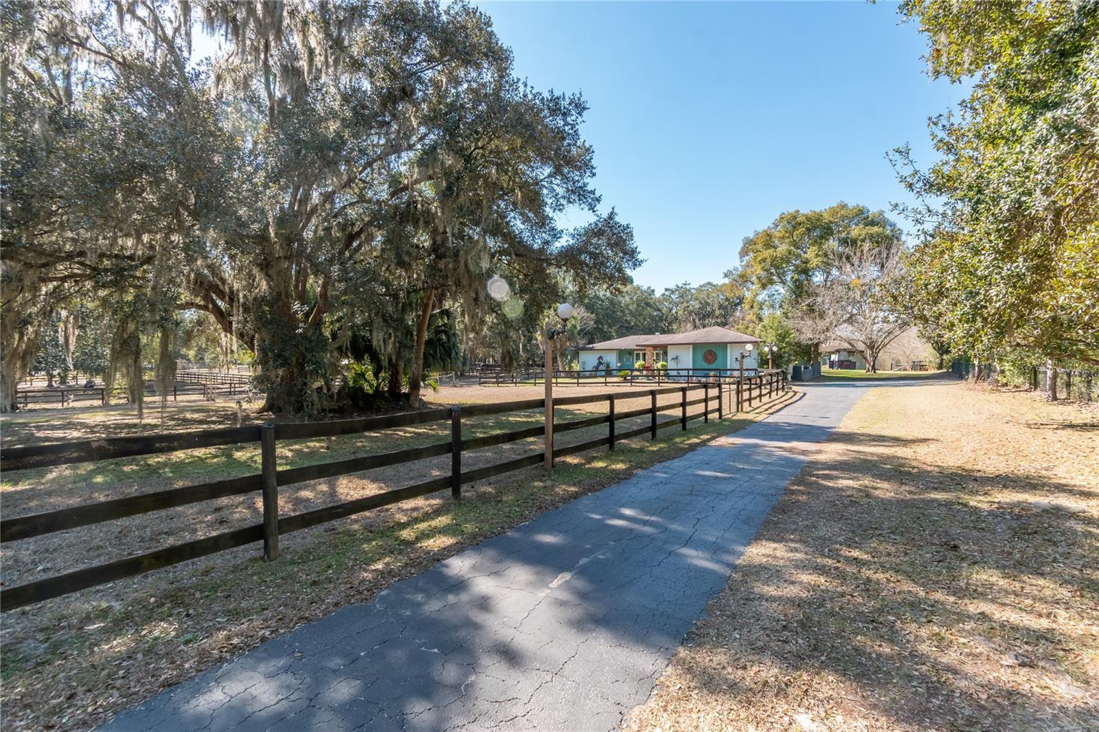 26 Wood Ridge Drive, FL