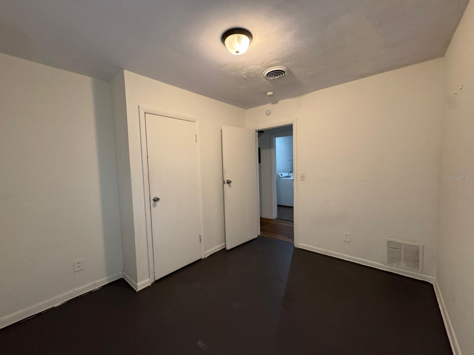 416 Sun Court, FL