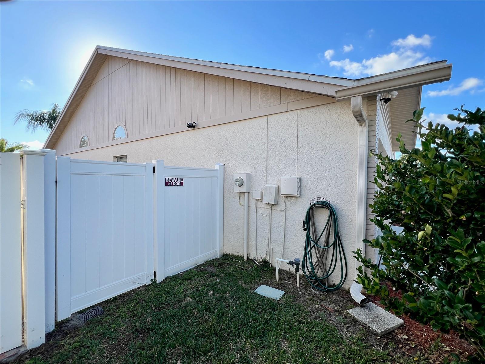 11418 Glenmont Drive, FL