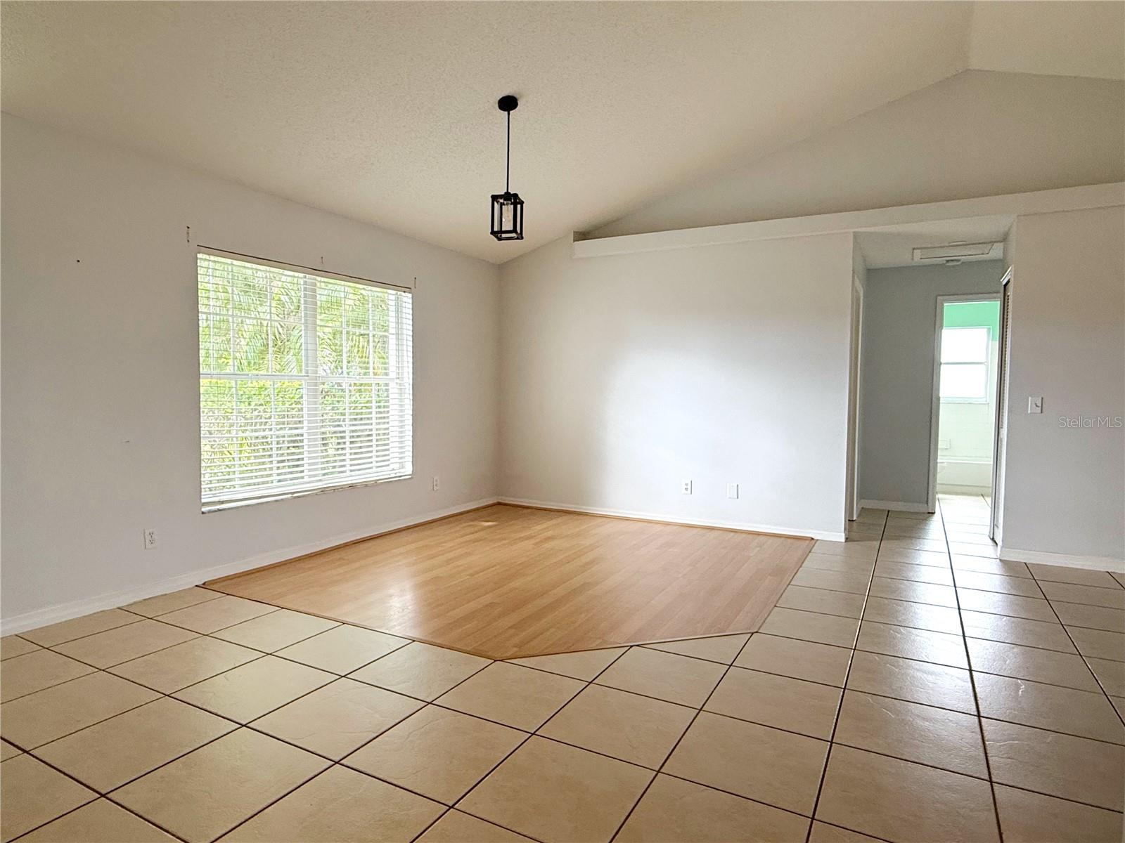 132 Robbins Rest Circle, FL