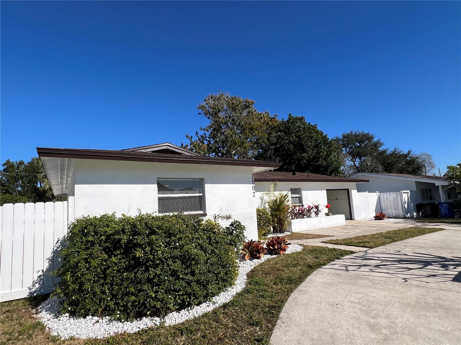 2502 Tropical Shores Drive, FL