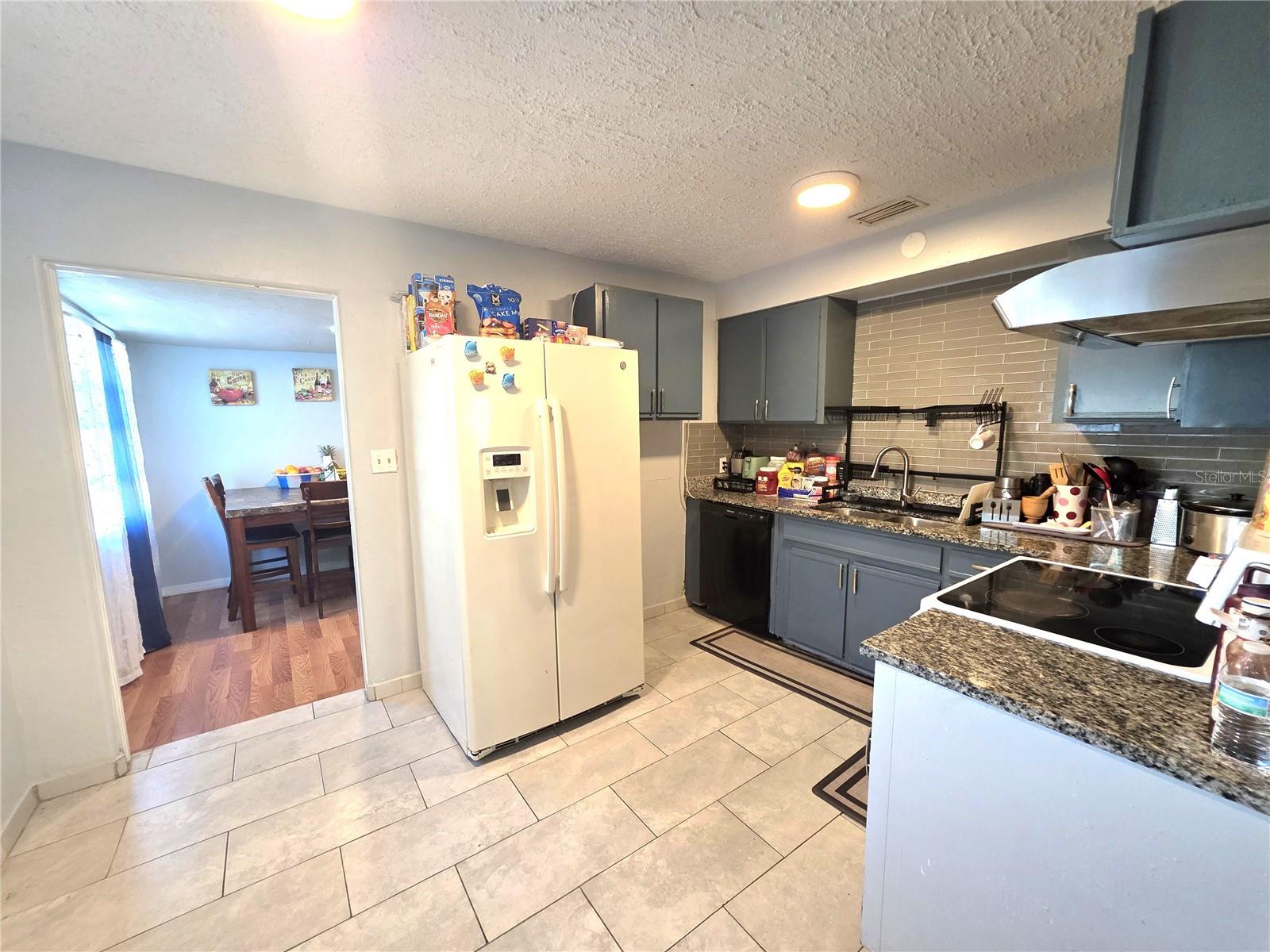 2137 4th Street, FL