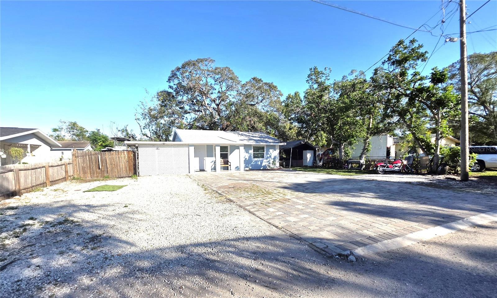 2137 4th Street, FL