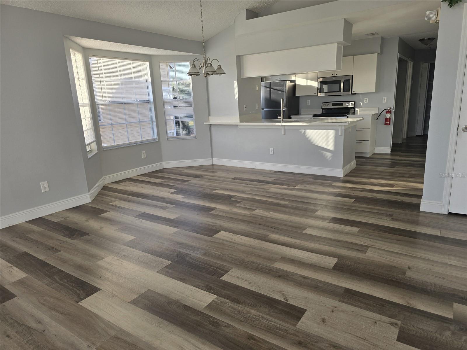 2494 Sweetwater Club Circle, FL