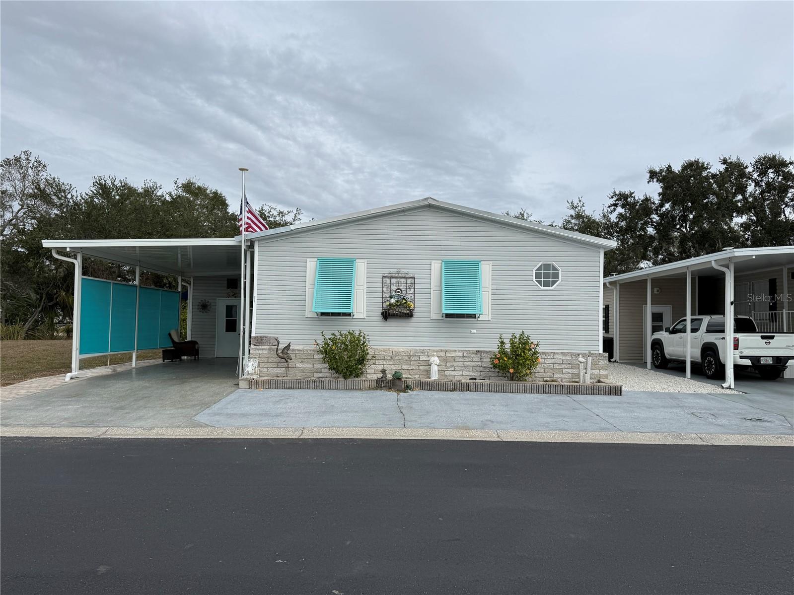 221 Saint George Circle, FL