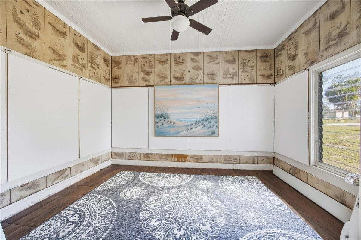 742 Hibiscus Avenue, FL