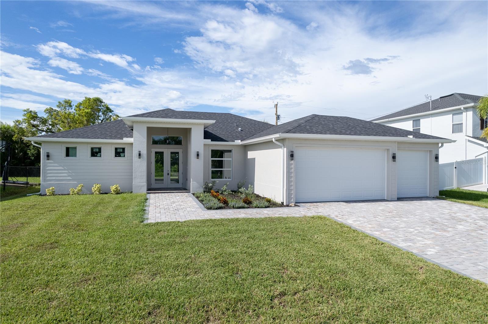 521 5th Street, FL