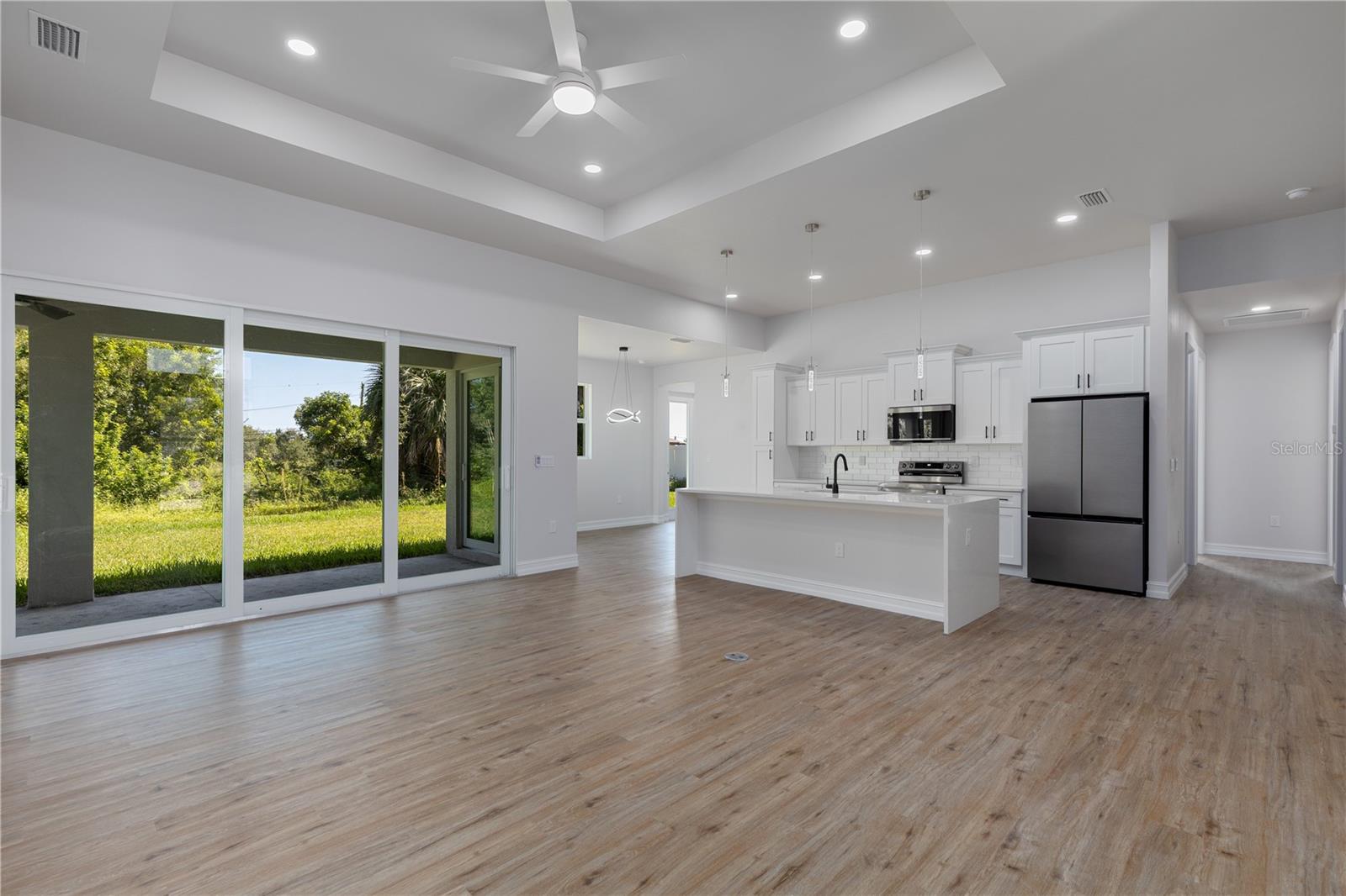 521 5th Street, FL