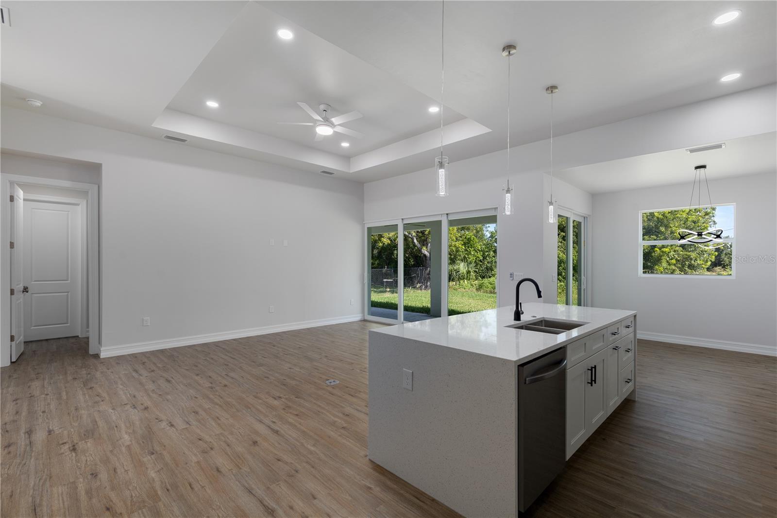 521 5th Street, FL
