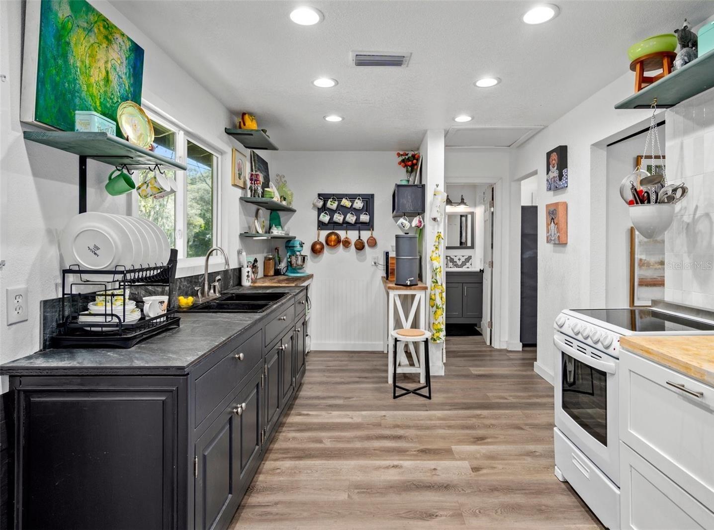 3418 Sandy Drive, FL