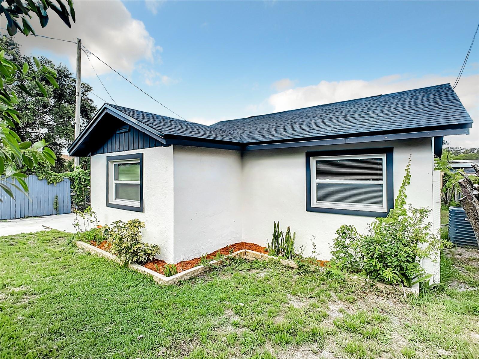 736 Segrave Street, FL