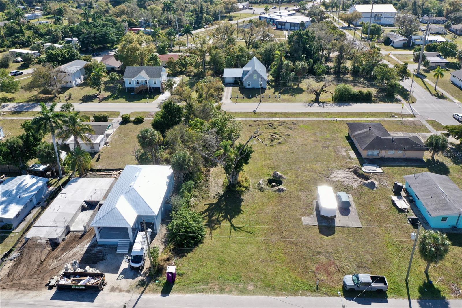 623 Fitzhugh Avenue, FL