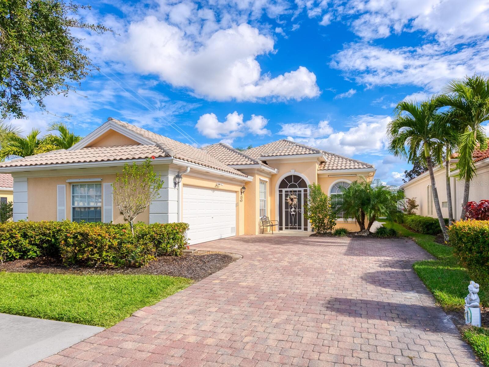 7675 Uliva Way, FL