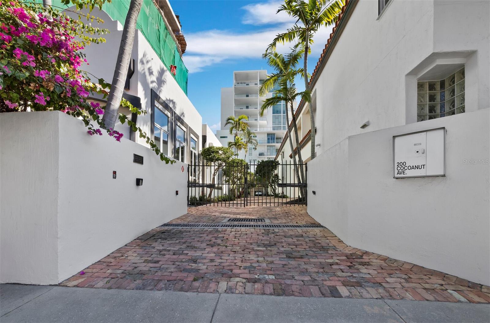 200 Cocoanut Avenue, FL