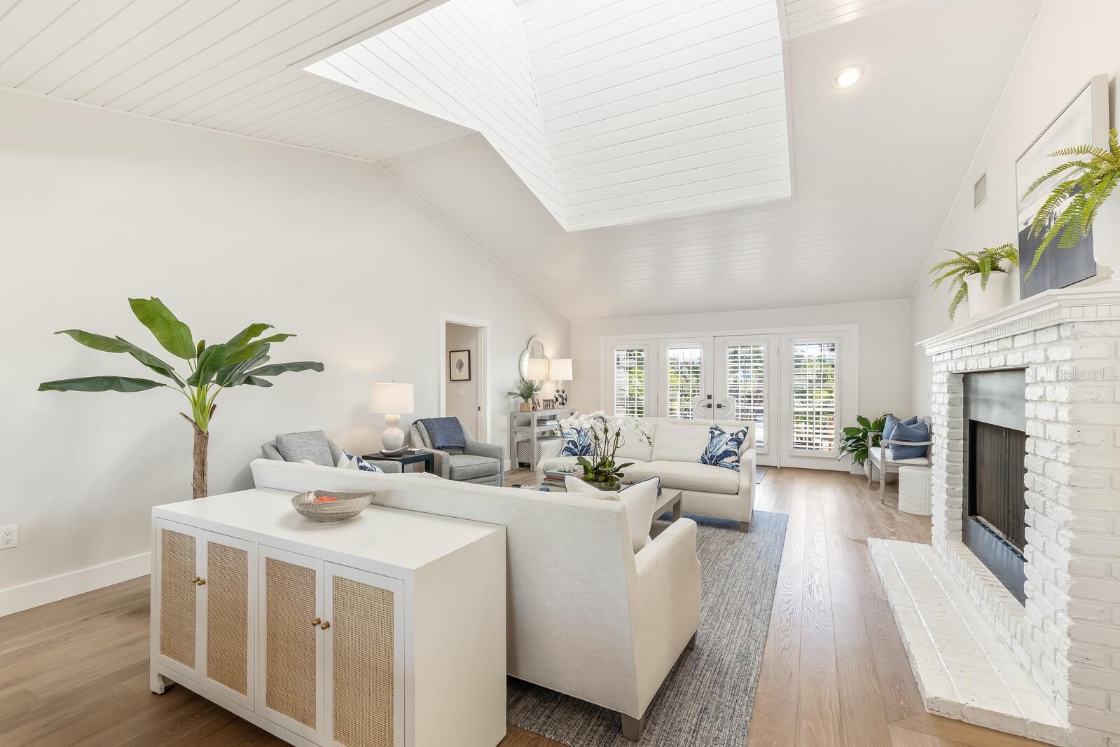 161 1st Street, FL