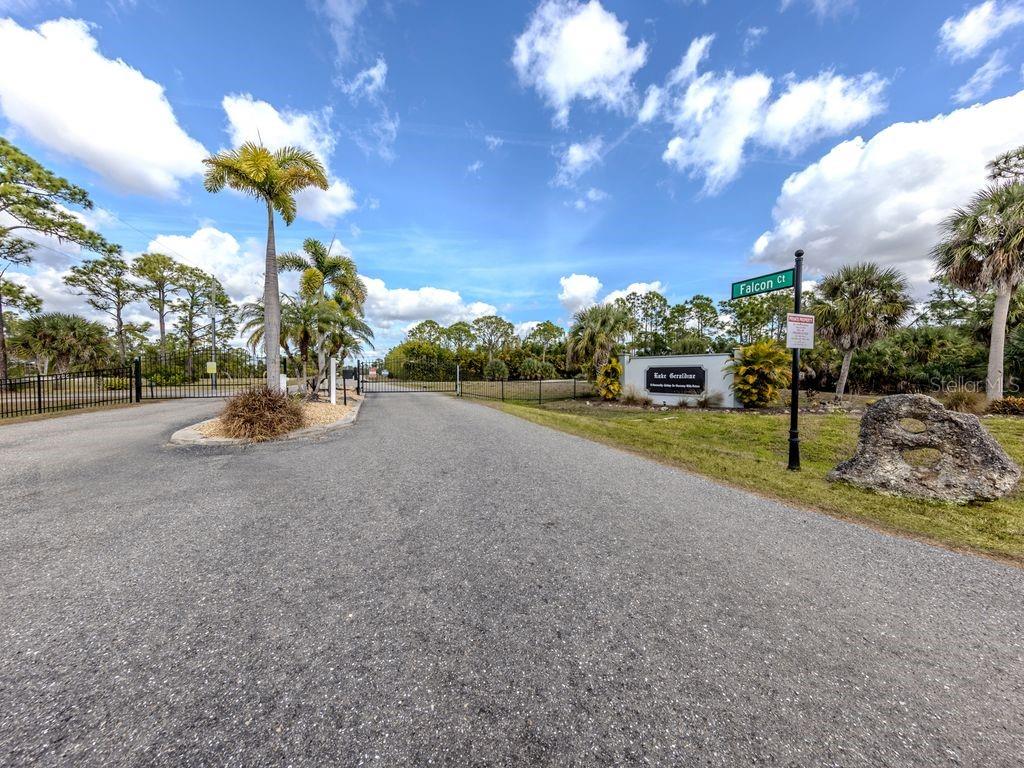 9008 Falcon Court, FL