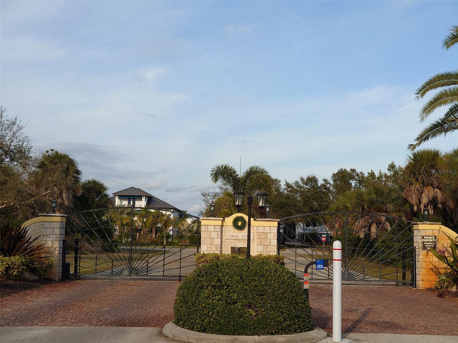 10071 Creekside Drive, FL