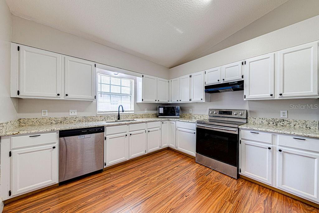 40021 Parkinsonia Street, FL