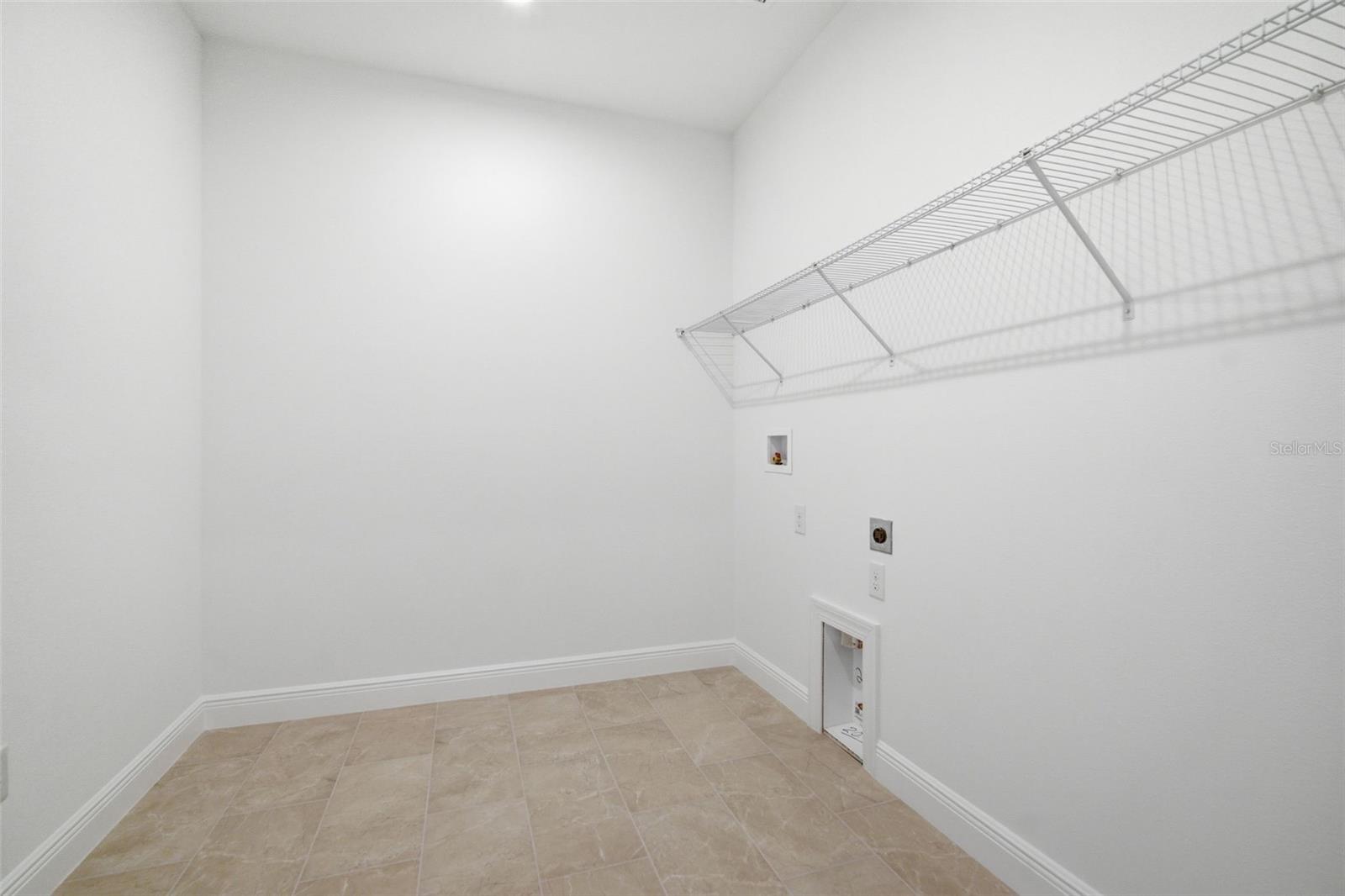 6177 Jensen View Avenue, FL